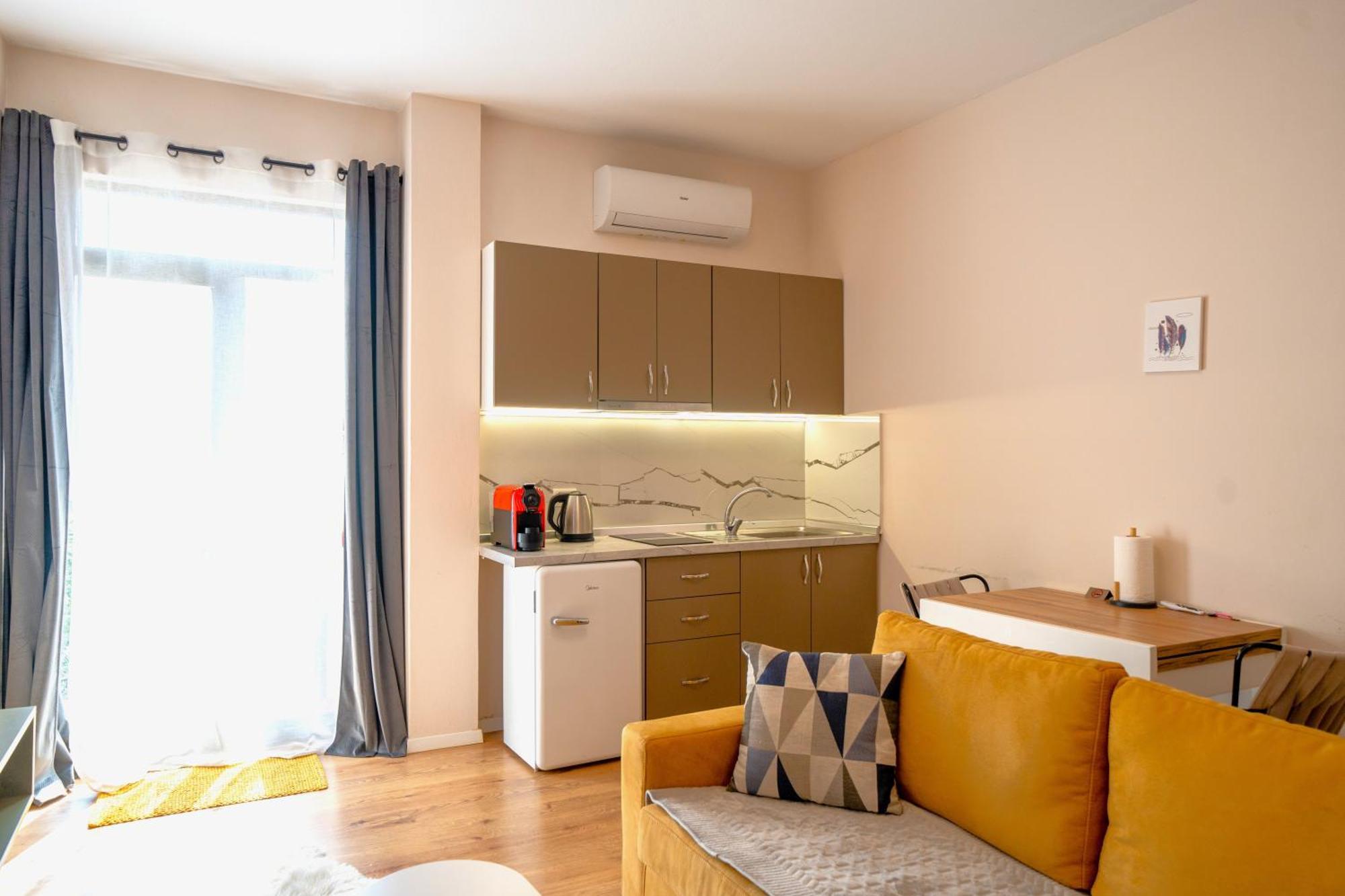 Colorful Comfy Condo Central Tirana Buitenkant foto